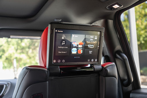 Chrysler Dealer «Tuttle Click Tustin Chrysler Dodge Jeep RAM», reviews and photos, 40 Auto Center Dr, Tustin, CA 92782, USA