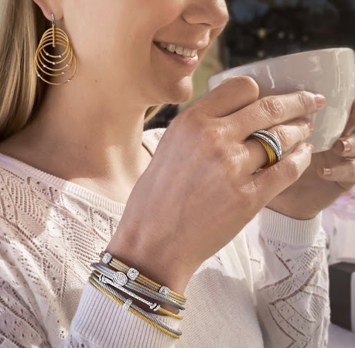 Jewelry Store «Chandel Jewelers», reviews and photos, 635 Ridge Rd, Lyndhurst, NJ 07071, USA