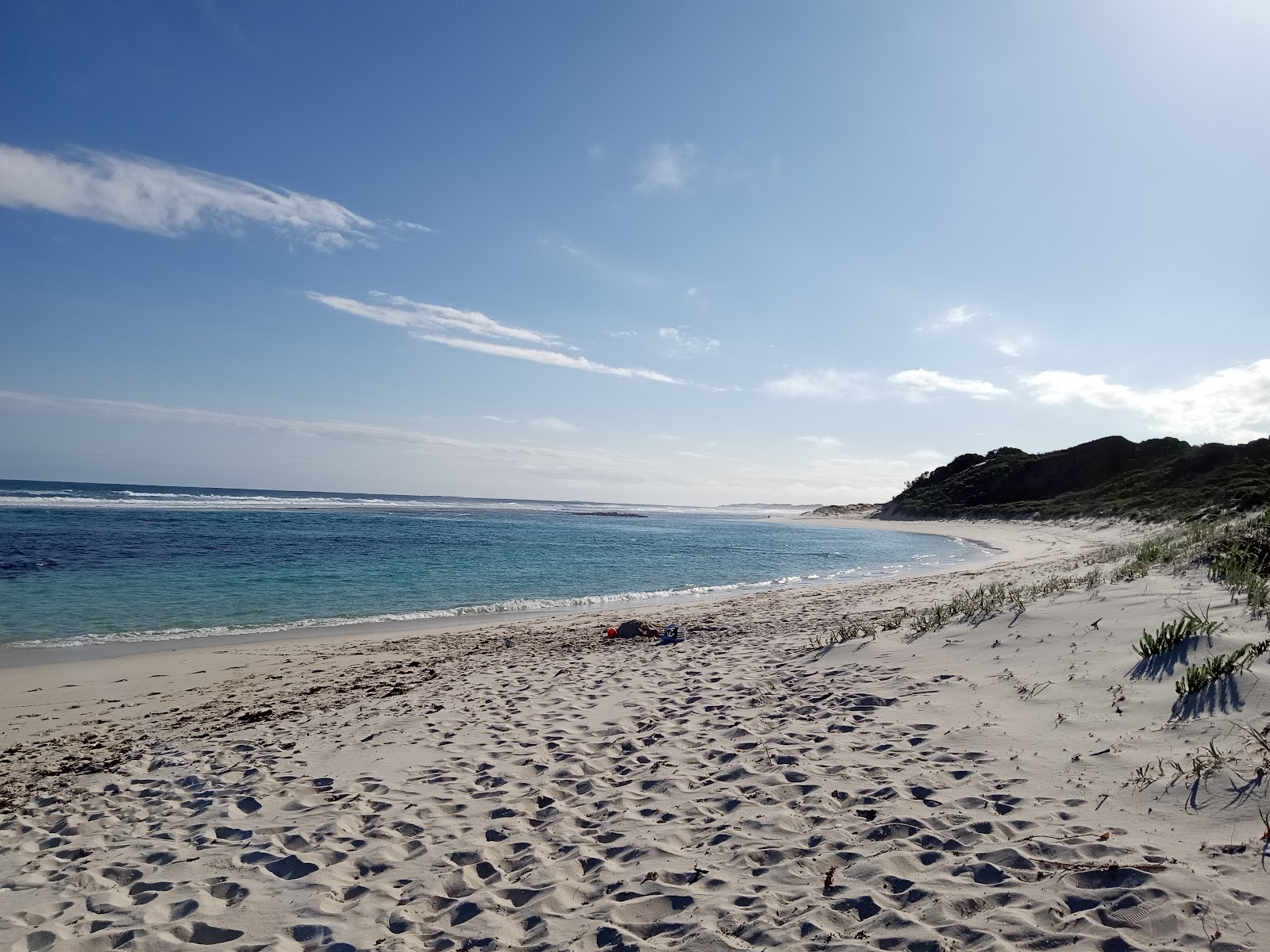 Foto von Munglinup Beach mit langer gerader strand