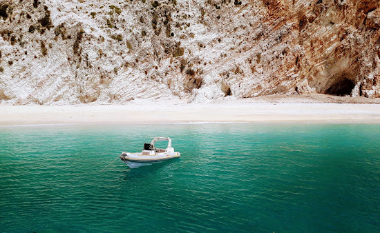 Ithaki Strand