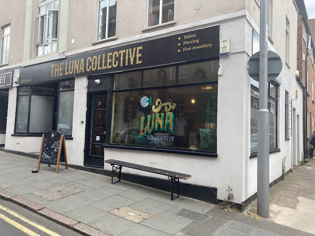 The Luna Collective - Tatoo shop