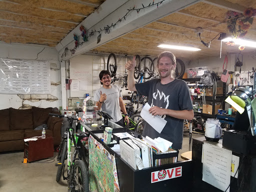 Bicycle Rental Service «Barton Springs Bike Rental», reviews and photos, 1707 Barton Springs Rd, Austin, TX 78704, USA