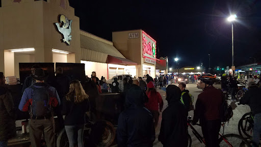 Shopping Mall «Lyons Avenue Shopping Center», reviews and photos, 5800 Lyons Ave, Houston, TX 77020, USA