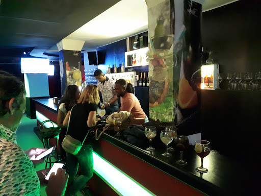 Información y opiniones sobre La Cueva del Champiñón de Burgos