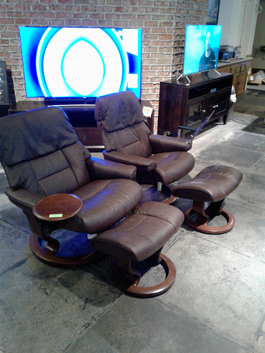 Home Theater Store «The Big Screen Store», reviews and photos, 8344 Leesburg Pike, Tysons, VA 22182, USA