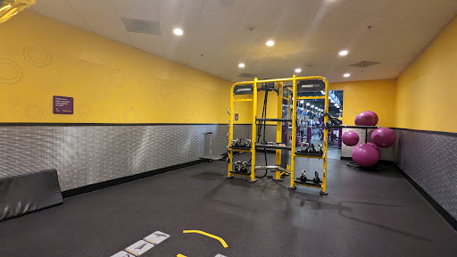 Gym «Planet FItness», reviews and photos, 1175 W March Ln, Stockton, CA 95207, USA