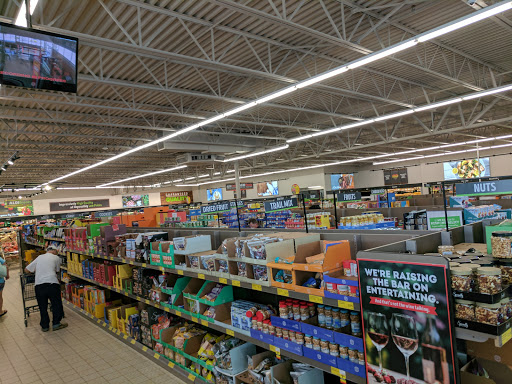 Supermarket «ALDI», reviews and photos, 4132 N Belt Hwy, St Joseph, MO 64506, USA