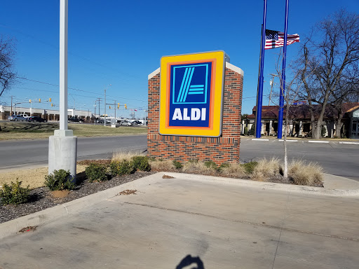 Supermarket «ALDI», reviews and photos, 1339 Plaza Dr N, Granbury, TX 76048, USA