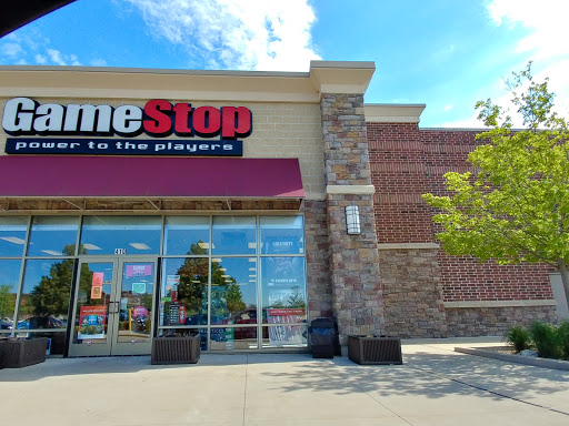 GameStop, 10033 77th St, Pleasant Prairie, WI 53158, USA, 