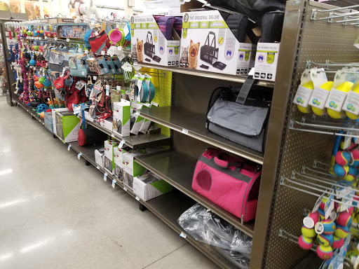 Pet Supply Store «Petco Animal Supplies», reviews and photos, 3551 W Hillsboro Blvd, Deerfield Beach, FL 33442, USA