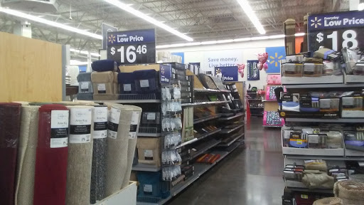 Department Store «Walmart Supercenter», reviews and photos, 540 7th Ave, Longview, WA 98632, USA