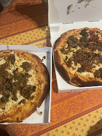 Plats et boissons du Pizzas à emporter Bella Pizz'a à Fréjus - n°9