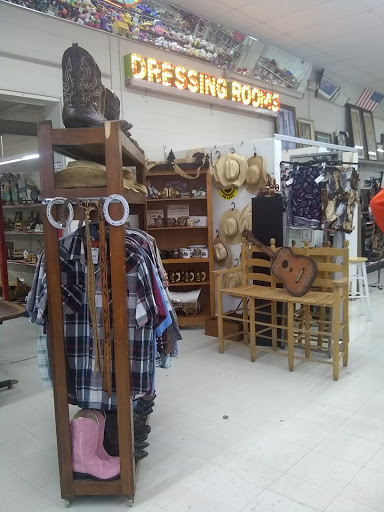 Thrift Store «Red Racks Thrift Store», reviews and photos, 1711 N Glenstone Ave, Springfield, MO 65803, USA