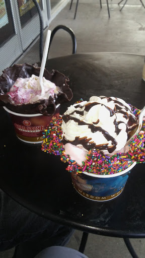 Ice Cream Shop «Cold Stone Creamery», reviews and photos, 129 Bleachery Blvd s, Asheville, NC 28805, USA