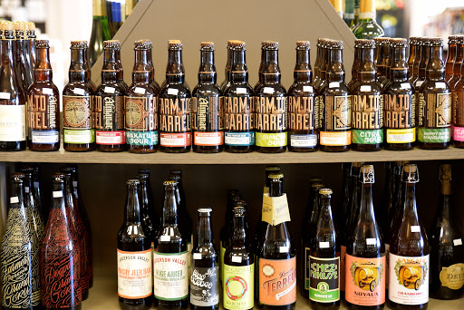 Liquor Store «Wilibees Wines & Spirits-Petaluma», reviews and photos, 309 Lakeville St, Petaluma, CA 94952, USA