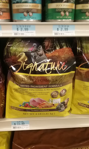 Pet Supply Store «Petsense Middlesboro», reviews and photos, 1875 N 25th St, Middlesboro, KY 40965, USA