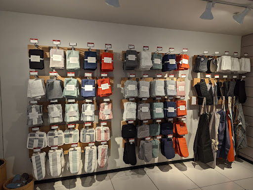 Furniture Store «Crate and Barrel», reviews and photos, 301 Santana Row, San Jose, CA 95128, USA