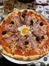 Pizza du Restaurant italien Chez Leon à Cauterets - n°1