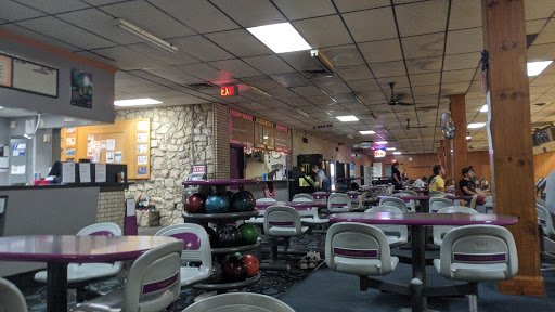 Bowling Alley «New Great Valley Lanes», reviews and photos, 1501 Highwood Ave, North Versailles, PA 15137, USA