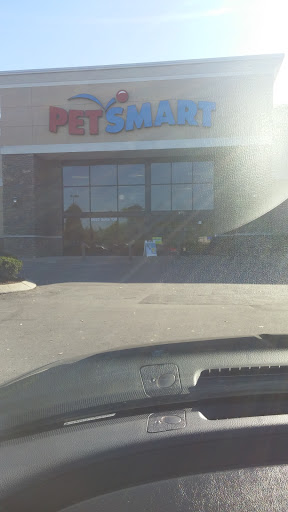 Pet Supply Store «PetSmart», reviews and photos, 6622 Charlotte Pike Suite 108, Nashville, TN 37209, USA