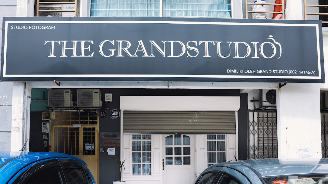 The Grand Studio KL