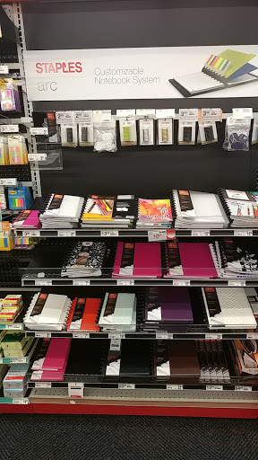 Office Supply Store «Staples», reviews and photos, 9550 Mason Montgomery Rd, Mason, OH 45040, USA