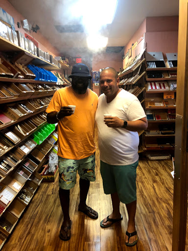 Cigar Shop «Cigar Bundles of Miami Cigar Lounge», reviews and photos, 405 SE 1st Ave, Florida City, FL 33034, USA