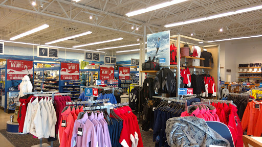 Marine Supply Store «West Marine», reviews and photos, 12350 Wayzata Blvd, Minnetonka, MN 55305, USA
