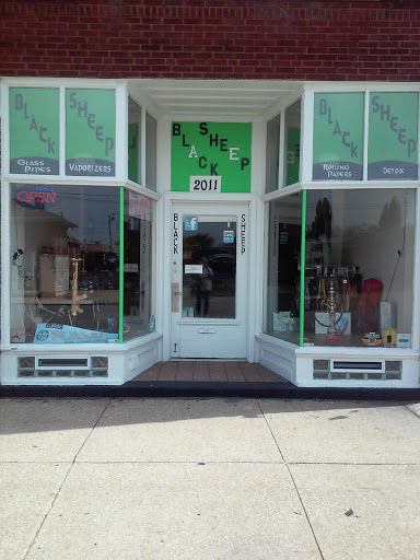 Tobacco Shop «Black Sheep Boutique», reviews and photos, 2011 Carabel Ave, Lakewood, OH 44107, USA