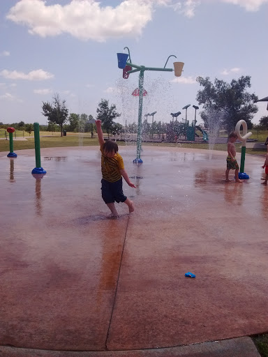 Water Park «Apple Valley Park - Splash Pad», reviews and photos, 4401 Melrose Dr, Moore, OK 73160, USA