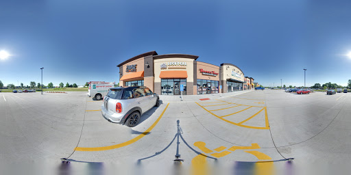 Tattoo Shop «Lucky Gal Tattoo & Piercing», reviews and photos, 1550 N Ankeny Blvd #102, Ankeny, IA 50023, USA