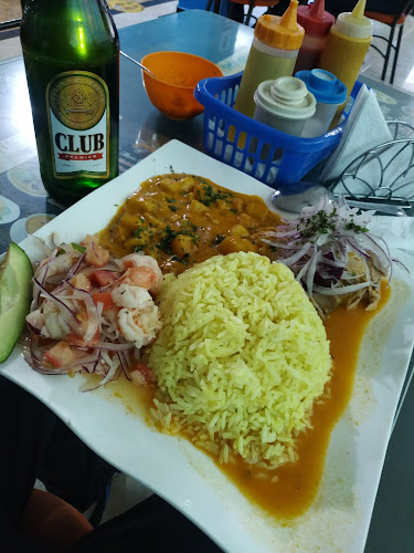 Opiniones de La Choza D Alex en Riobamba - Restaurante
