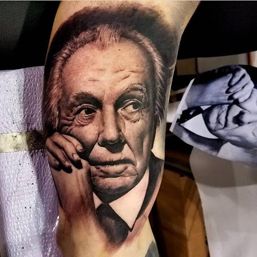 Tattoo Shop «Venture Tattoo Studio», reviews and photos, 423 N Marion St, Oak Park, IL 60302, USA