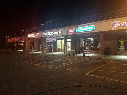 Shopping Mall «University Station Shopping Mall», reviews and photos, 2852 University Ave, Madison, WI 53705, USA