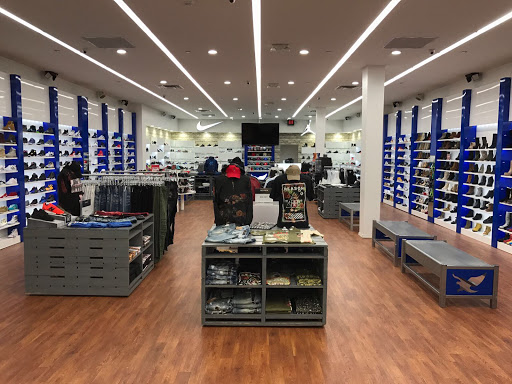 Shoe Store «Shiekh Shoes», reviews and photos, 986 Southcenter Mall, Tukwila, WA 98188, USA