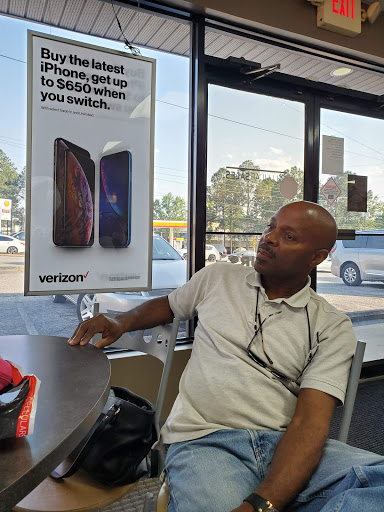 Cell Phone Store «Verizon Authorized Retailer – Cellular Sales», reviews and photos, 3431 Forest Dr, Columbia, SC 29204, USA