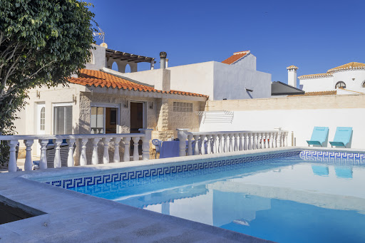 Pink Flamingo Homes Agencia Inmobiliaria en Torrevieja en Torrevieja