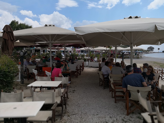 Momenti Cafe Pizzeria Play Room Παιδοτοπος - Καφετέρια