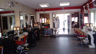 Traens Form Hair à La Crèche