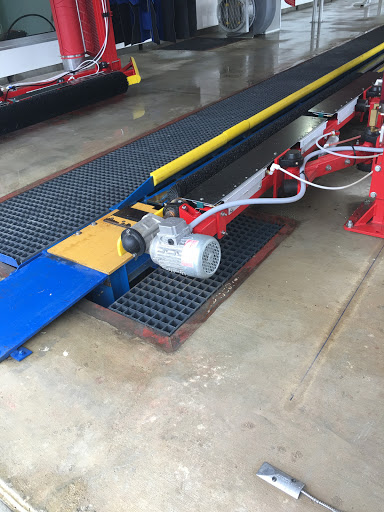 Car Wash «Legends Express Car Wash», reviews and photos, 222 E Round Grove Rd, Lewisville, TX 75067, USA