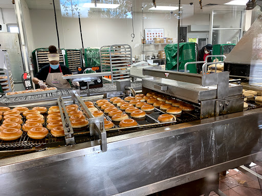 Donut Shop «Krispy Kreme», reviews and photos, 4910 W Broad St, Richmond, VA 23230, USA