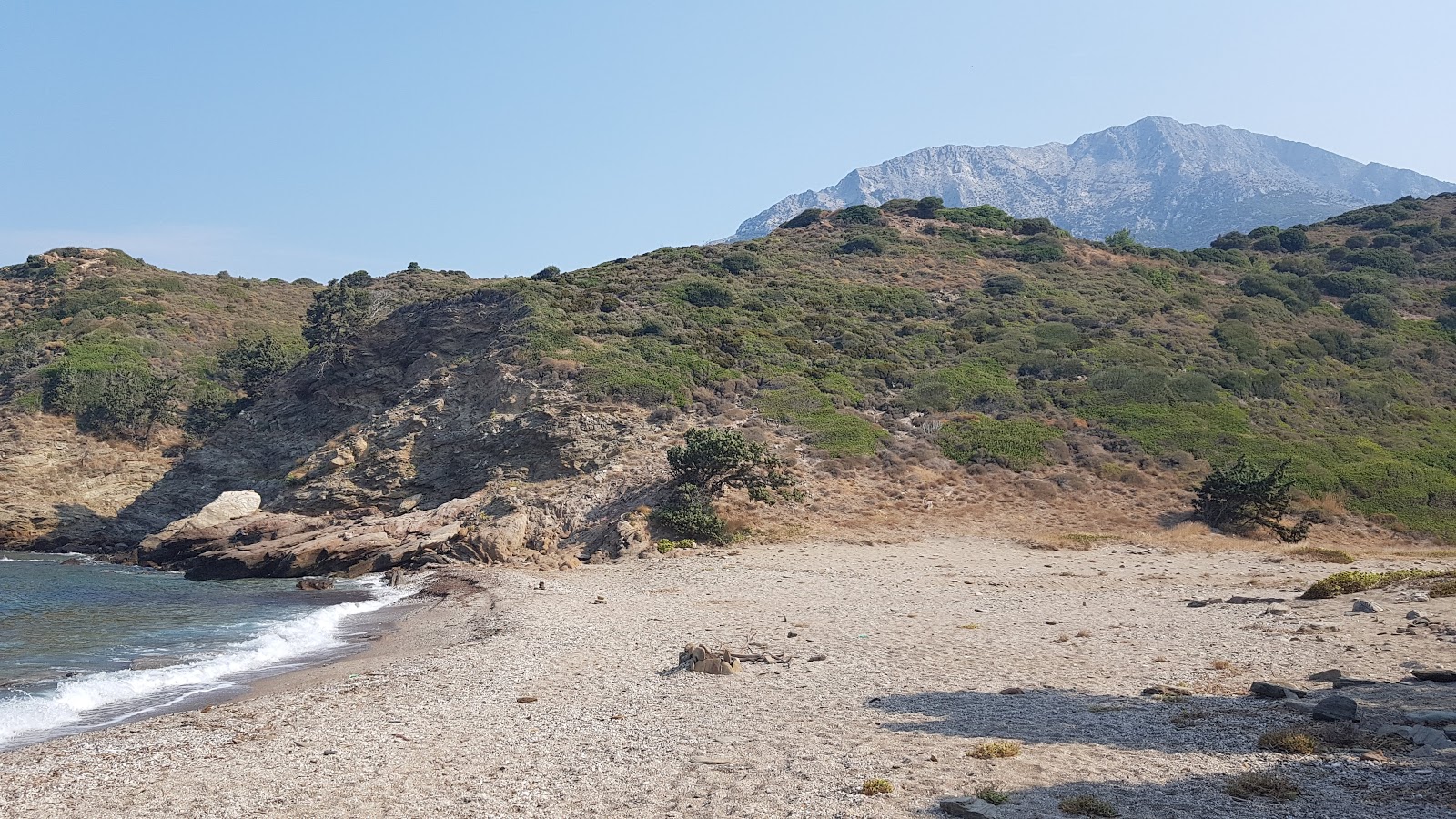 Foto av Kedros beach med hög nivå av renlighet