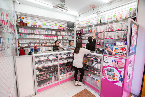 Nail products store Lima