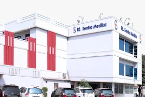 Central Medical Center Cikarang image