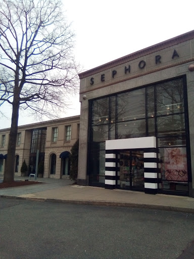 Cosmetics Store «SEPHORA», reviews and photos, 1950 Northern Blvd, Manhasset, NY 11030, USA