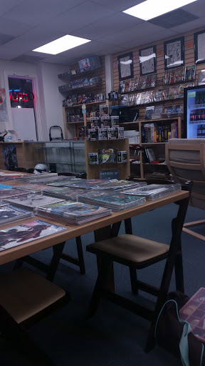 Comic Book Store «The Dark Side Comics & Games», reviews and photos, 48 Clarkson Wilson Center, Chesterfield, MO 63017, USA