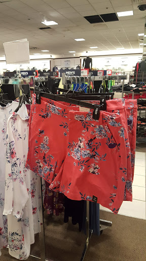 Shopping Mall «County Fair Fashion Mall», reviews and photos, 1264 E Gibson Rd E-500, Woodland, CA 95776, USA