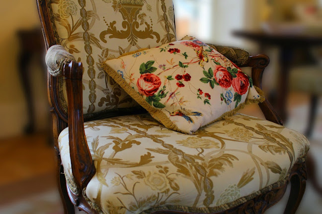 Reviews of J D Upholstery in Swindon - Furniture store