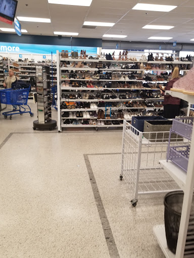 Clothing Store «Ross Dress for Less», reviews and photos, 20519 S Dixie Hwy, Cutler Bay, FL 33189, USA