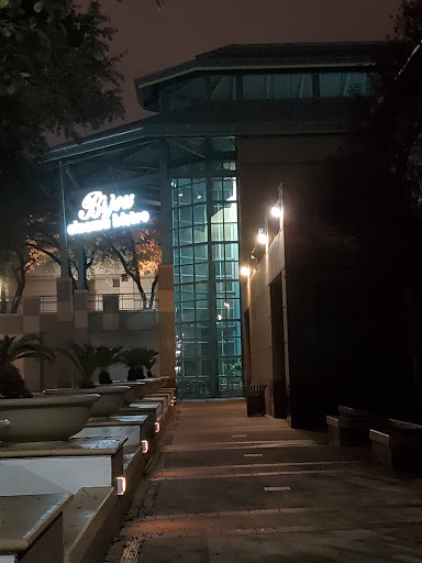 Movie Theater «Santikos Bijou», reviews and photos, 4522 Fredericksburg Rd, San Antonio, TX 78201, USA